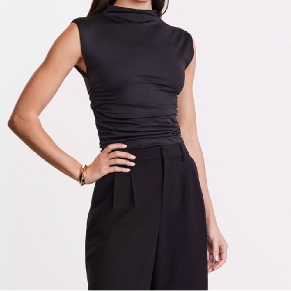 NWT LOFT Black Ruched Sleeveless Top